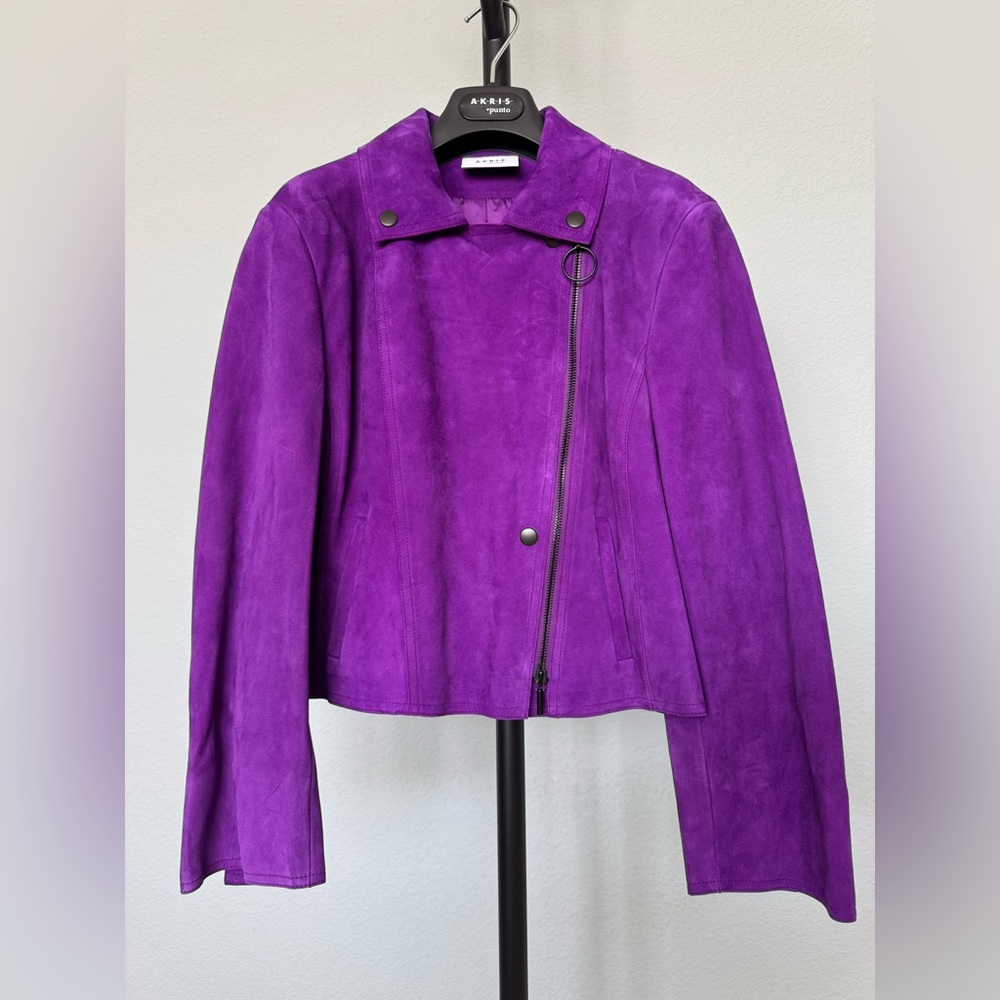 Akris Punto Purple Women's Suede Leather Jacket in size 6 - brand new never worn